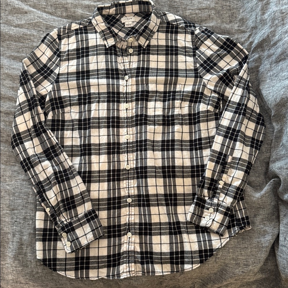 J. Crew Factory Re-Imagined Cotton Plaid Lightweight Flannel Shirt- Women’s M